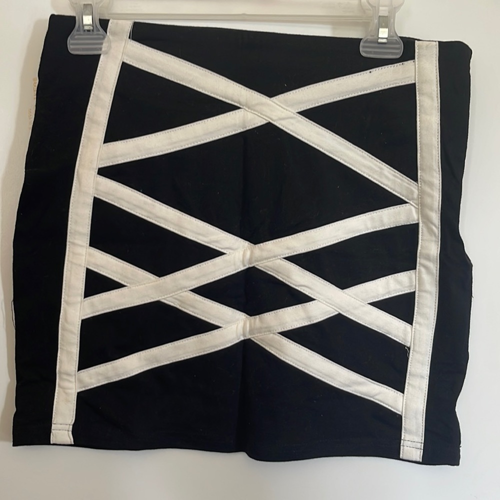 Forever 21 skirt - Picture 1 of 4